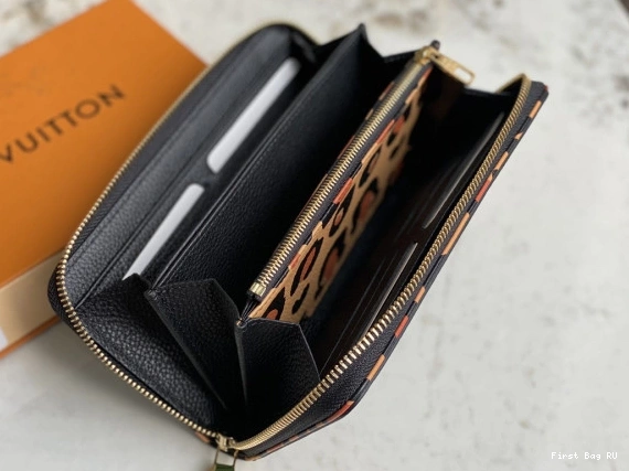 First bag ru WALLET ZIPPY LOUIS VUITTON 0820